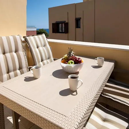 Deluxe Maisonette *